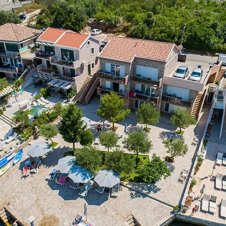 Apartments Edera-2
