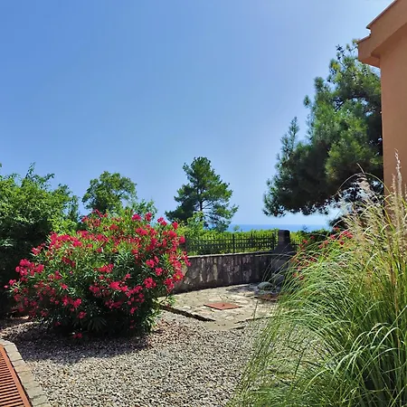 Korda Villas Residence-3