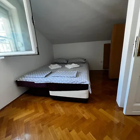 Guest House Mrvaljevic-2