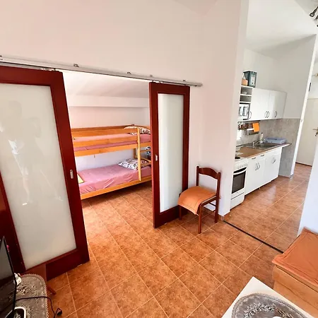 Apartments Lido Petrovac-3