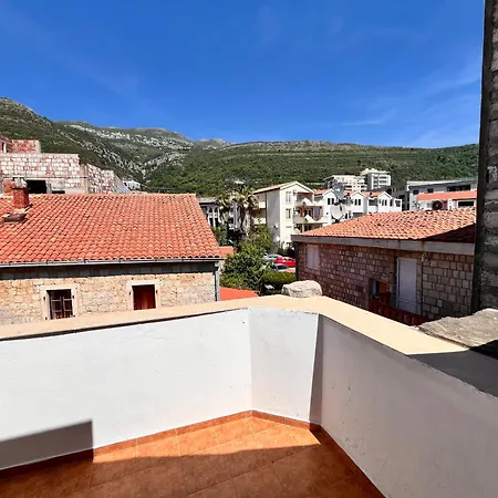 Apartments Lido Petrovac-2