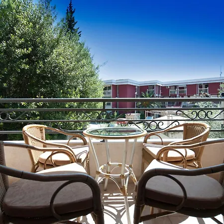 Captain Apartments-3