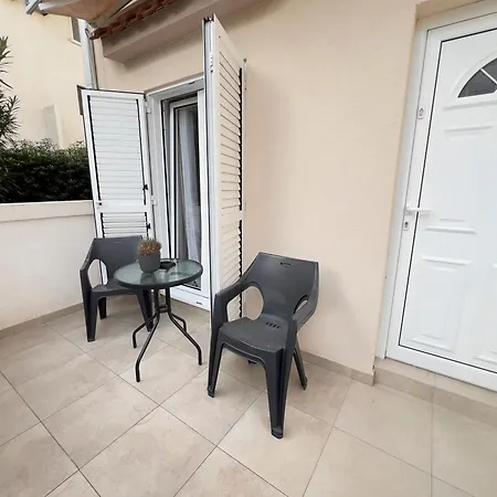 Casa Apartments, One-Bedroom Apartment-3