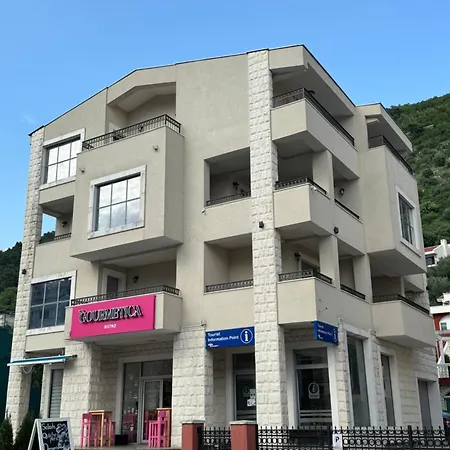 Apartments Boreta-3