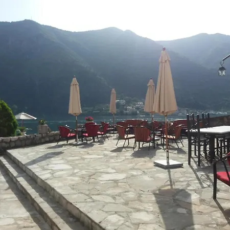 Kamena Palata Apartments-2
