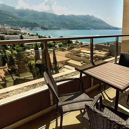 Harmonia Sunny Apartments-3