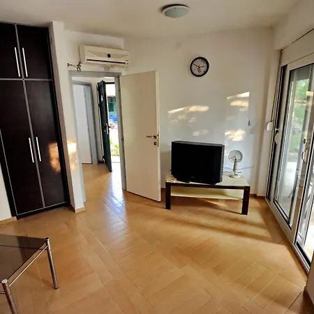 Apartments Kriva Ulica-3
