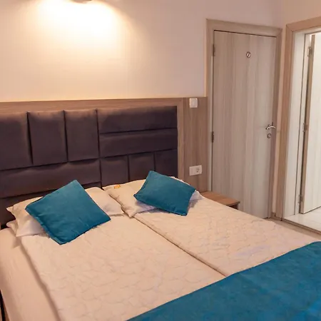 Apartmani Stanisic-Becici-3