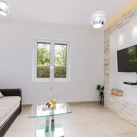 Paunovic Apartments-3