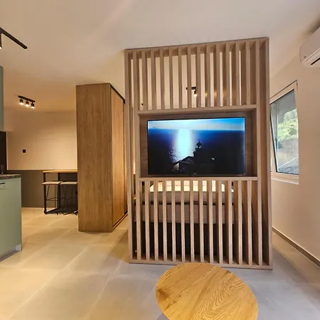 Anja & Ogo Apartments With Pool 2-3