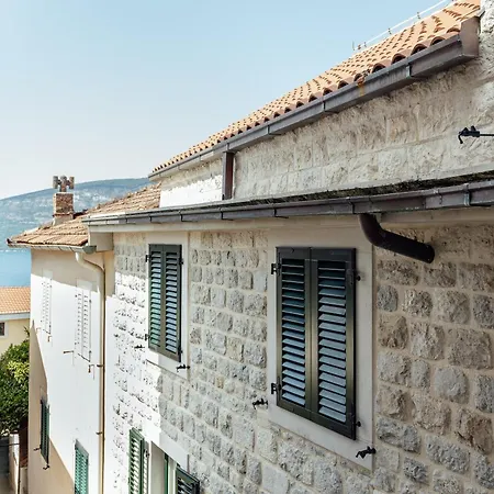 Guesthouse Villa Stari Grad-2