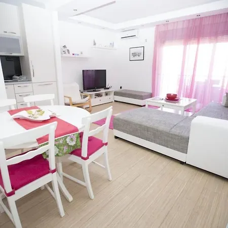 Sea View Apartments Panorama Przno-2