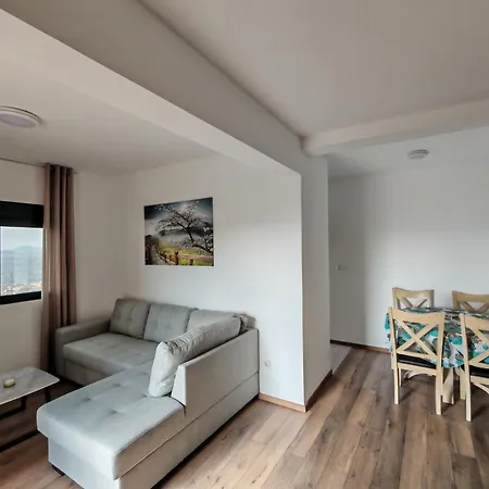 Forest Apartments-3