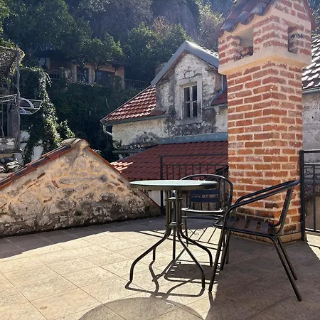 Antika Guesthouse-2