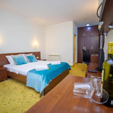 Hotel Odissey Jaz-3