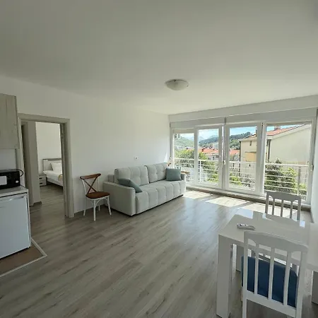 Upart House-3