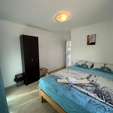 Apartment Bradex Dreams-2