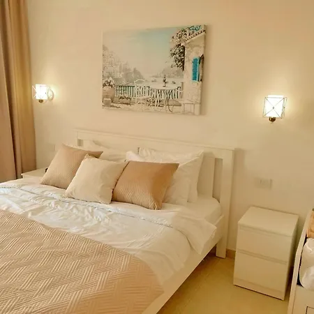 Pontino Apartments-3
