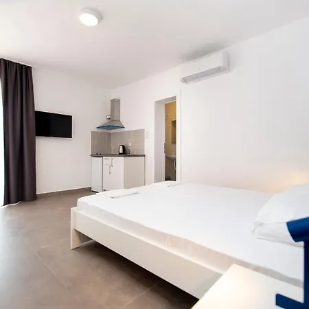 Apartments Mika-2