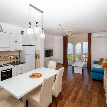 Apartments Natasa-2