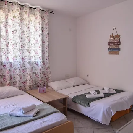 Perfect Location Close To Jaz Beach - Apartments Rora Knezevic-3