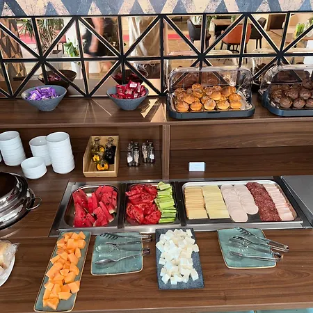 Hotel Sutomore-2