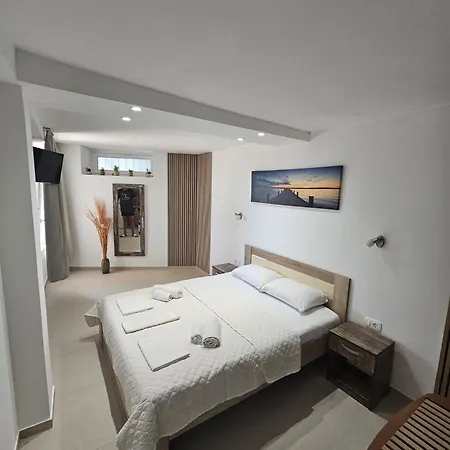 Apartments Midzor-3