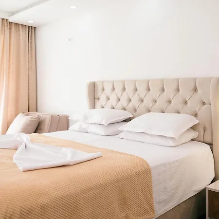 Hotel Ajana-2