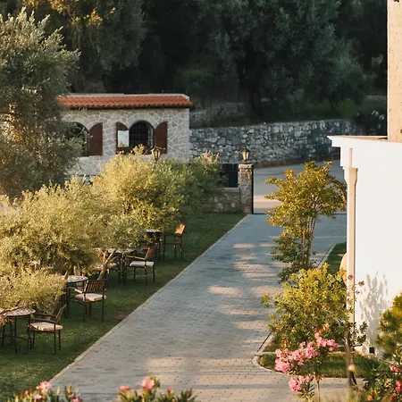 Carolea Villas - Boutique Hotel & Villas-2
