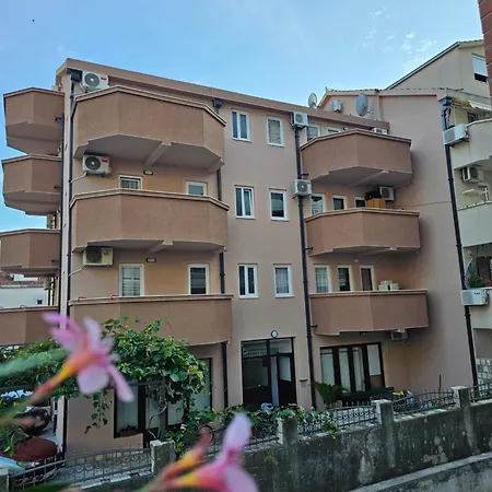 Apartmani Alexandra-3