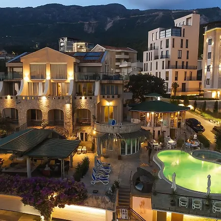 Spa Resort Luxury Apartments-2