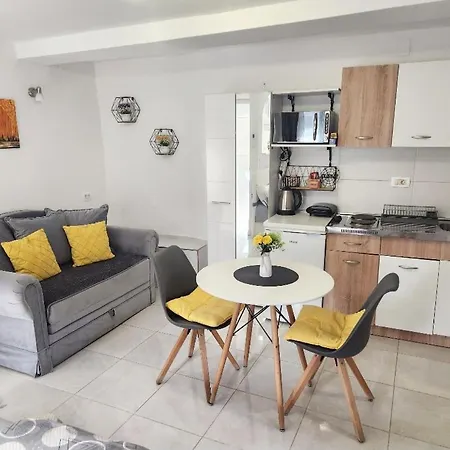 Apartment Marina-2