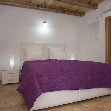 Harmonia Bungalows & Pool-2