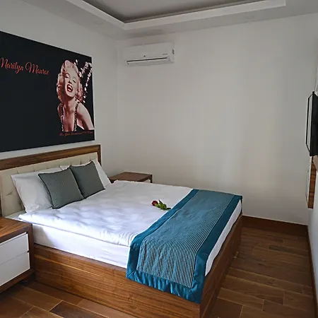 Chill And Go Aparthotel-3