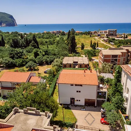 Apartments Viktorija-3