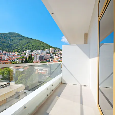 Orange Lux Apartments-2