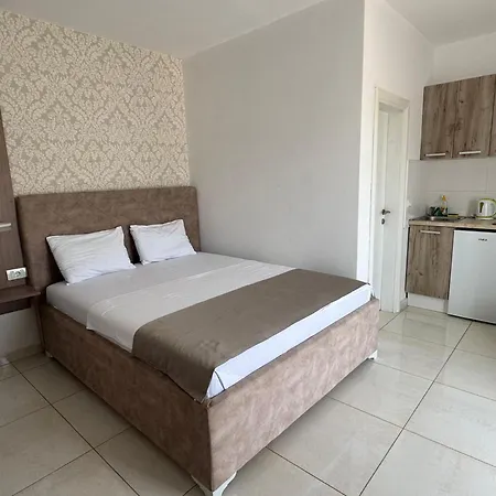 Apartments Vila Sara M-2