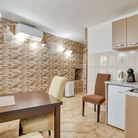 Old Town Boskovic Apartment-3