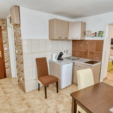 Old Town Boskovic Apartment-2