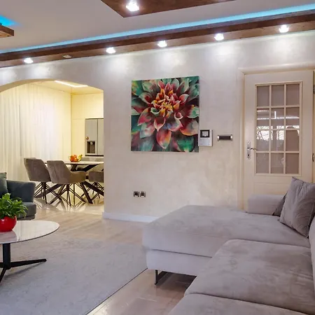 Villa Dragana With Heading Swimming Pool And Parking-3