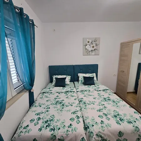 Apartment Angel-3