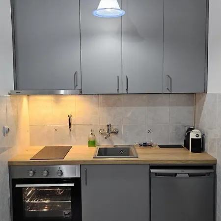Apartments 101-3