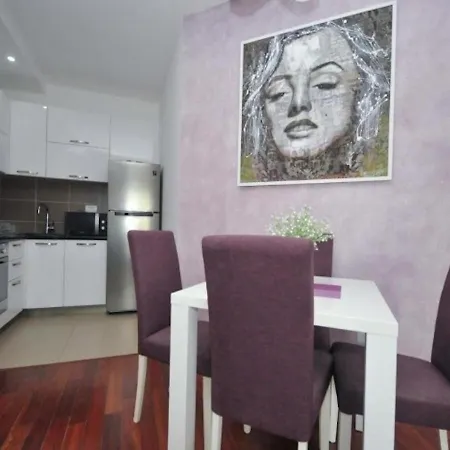 Seaside Apartments Petrovac-3
