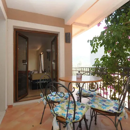 Villa Danile Cosy Apartments-3