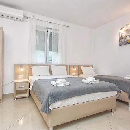 Apartments Obala - Katic-3