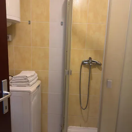 Location Apartments-3