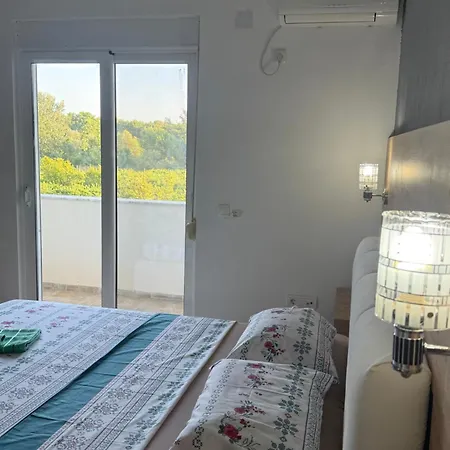 Riverside Apartments-3