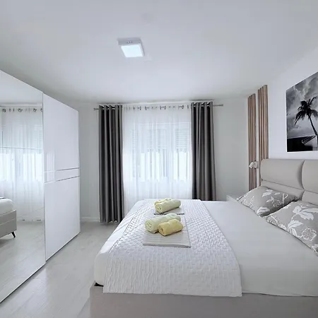 Palma Apartments-3