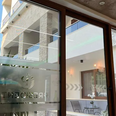 Apart-Hotel President-2