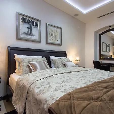 Pearl Apartments-3
